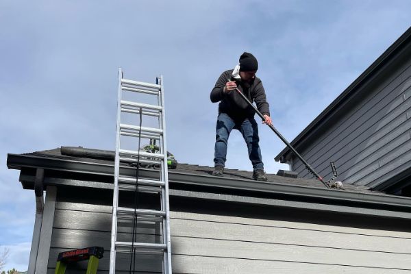 window cleaning and gutter cleaning company near me in denver co 001